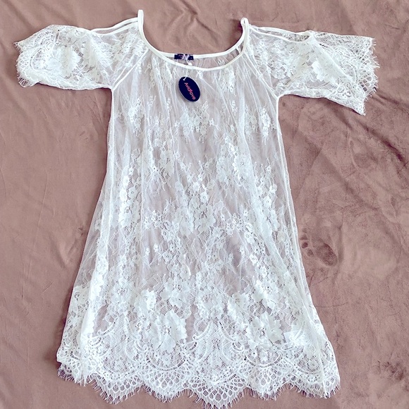 AvidLove woman’s Sexy Lace swimsuit Cover-up. Size Medium. NWT - Picture 2 of 16